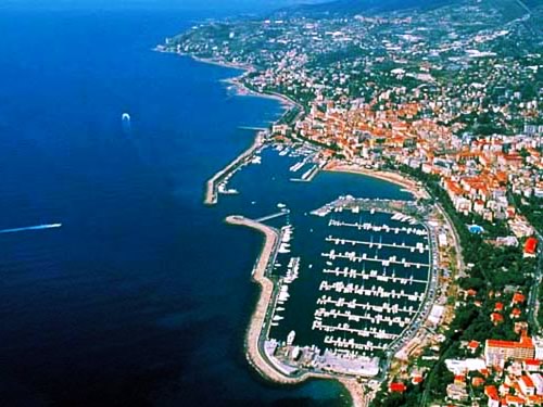 Il porto di Sanremo