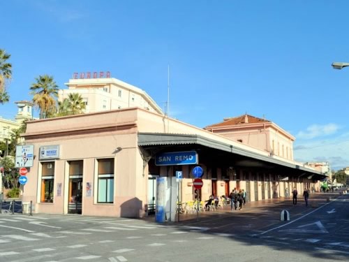 sanremo stazione treni foto